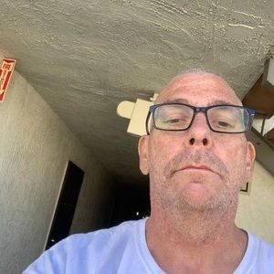 Meet your Posher, Glenn